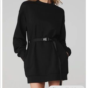 NWT Alo Yoga Cityscape Sweatshirt Dress